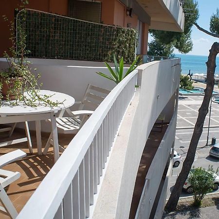 Marina Apartamento Silvi Marina Exterior foto
